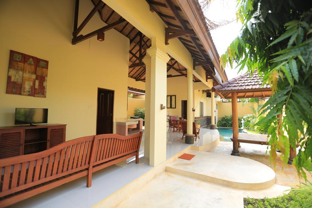 Putri Bali Villa Семиньяк Экстерьер фото
